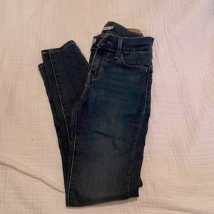 Levi 710 dark denim